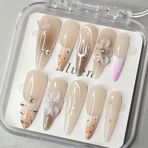 Elegant Brown And Gray Stiletto Handmade Press On Nails Art Set